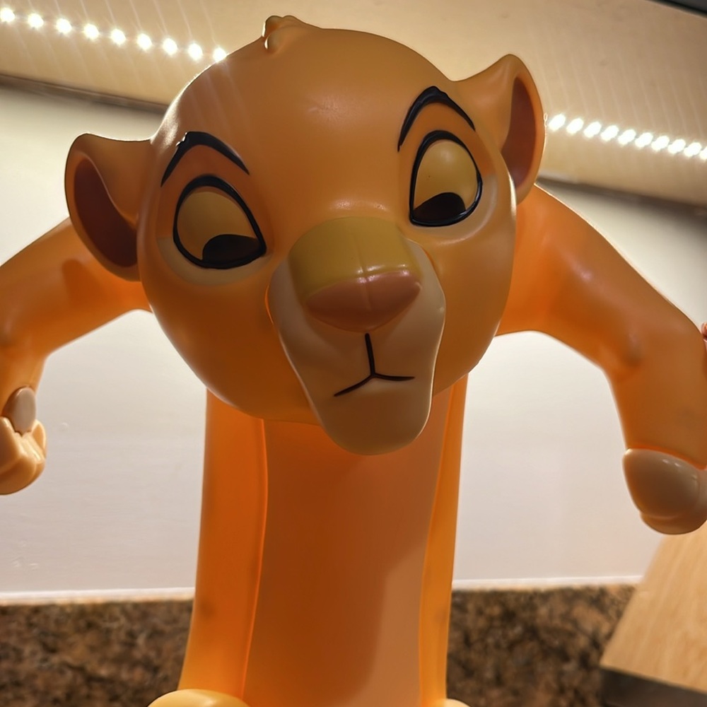 Simba Popcorn Bucket - Picture 2 of 4